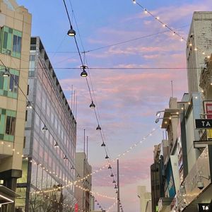 日本黄色三级片网址
